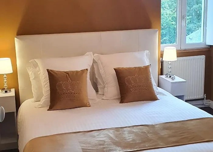 Bed and Breakfast Chateau De Montmireil Canisy